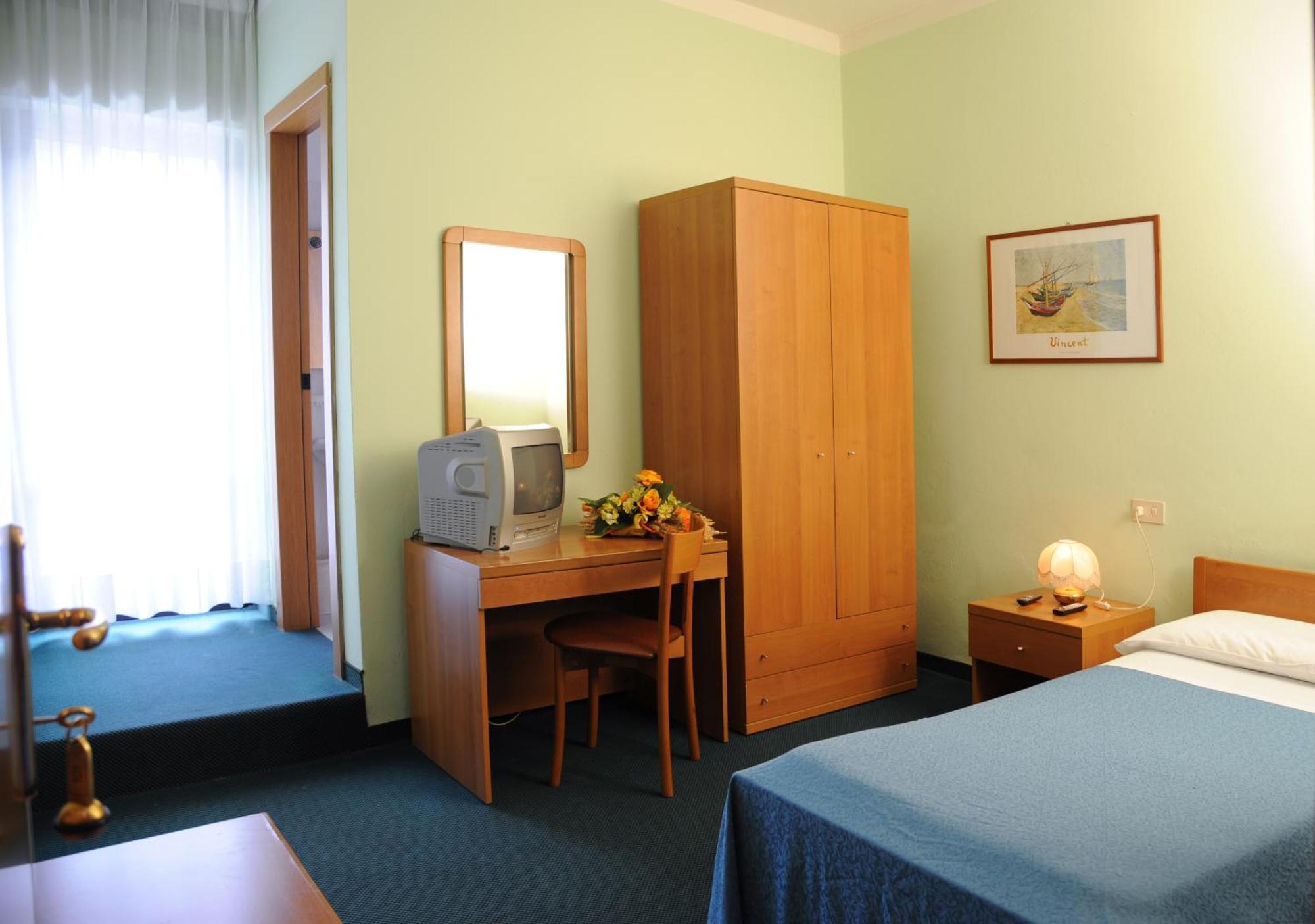 Hotel Tre Castelli Gallicano ภายนอก รูปภาพ